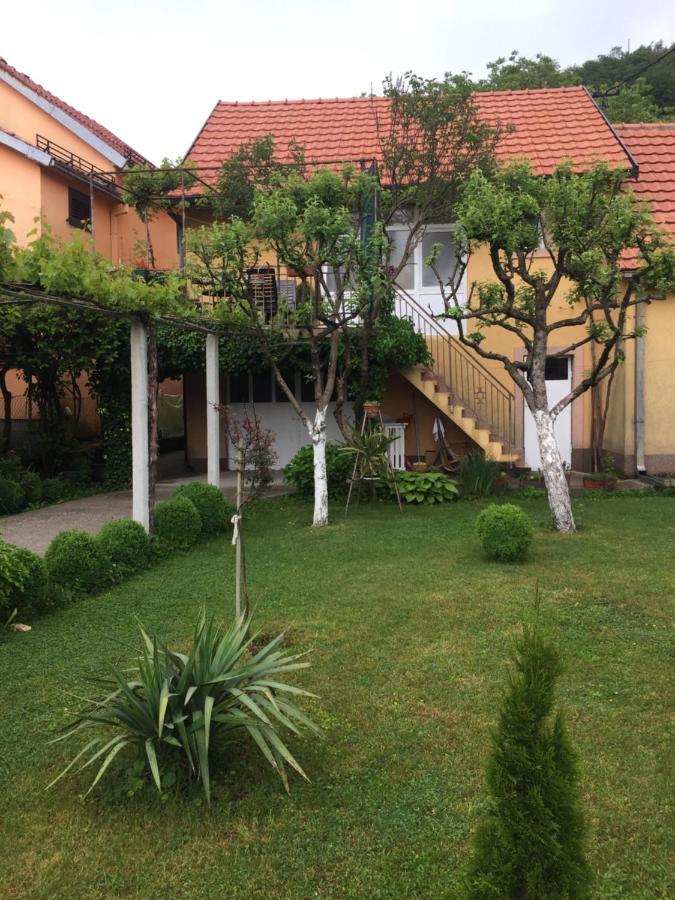 Apartman Lili Cetinje Exterior photo