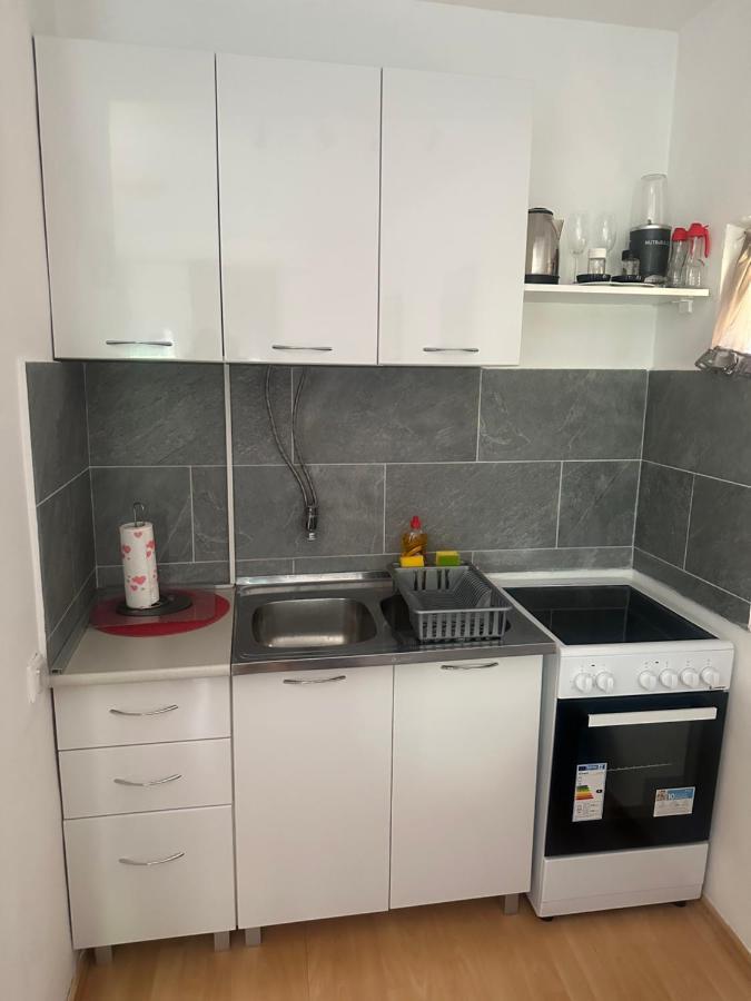 Apartman Lili Cetinje Exterior photo